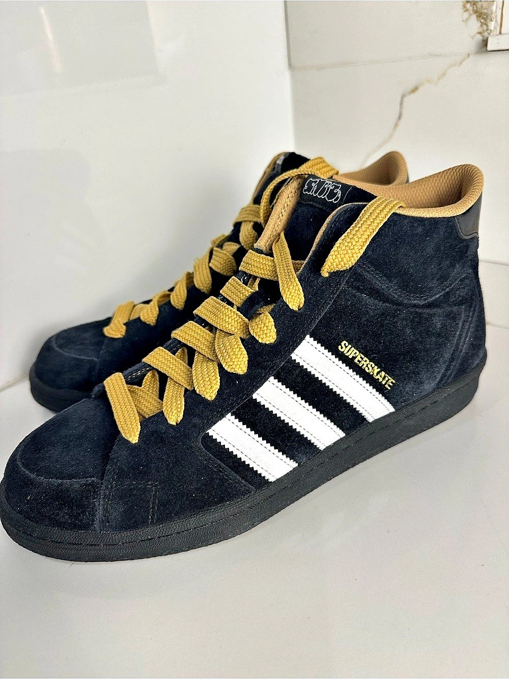 Adidas X Sneeze Magazine Superskate Black suede IF2703 size 10